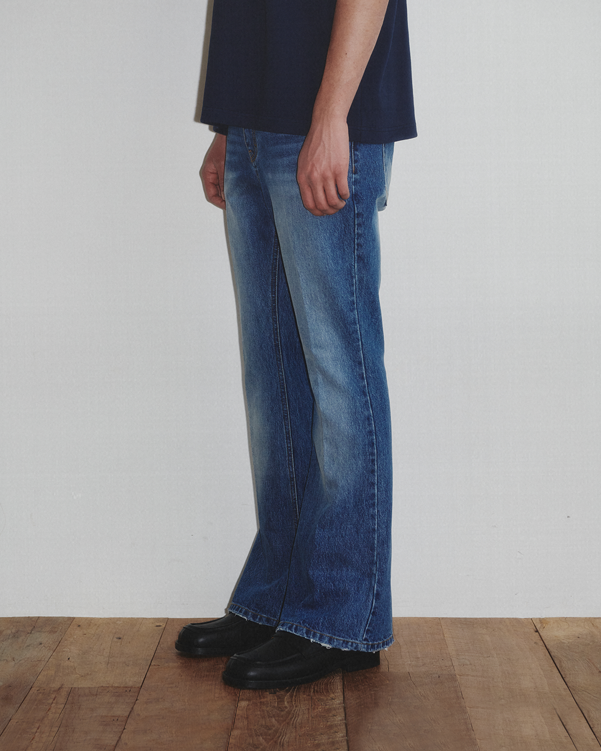 [Pre-Order] New Classic Flare Denim Pants_Blue_예약 배송 05/08